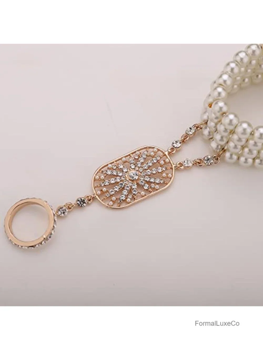 Vintage Gold Flapper Bracelet Faux Pearl Rhinestone Stretch Link Ring Charm